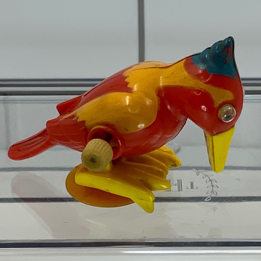 Vintage Tomy Pecking Bird Wind Up Toy Plastic‎ Red Yellow 2.5 Inch